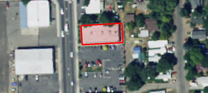 502 Main St