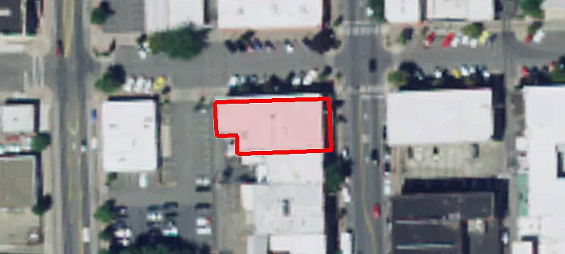 323 Main St