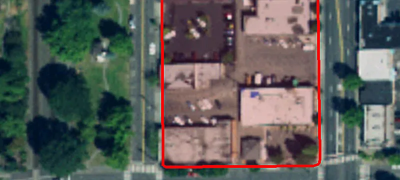 114 Railroad N Ave