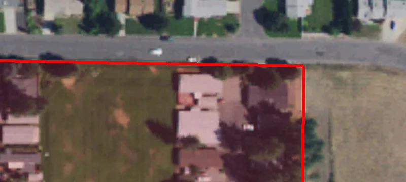 15017 Surrey Ln