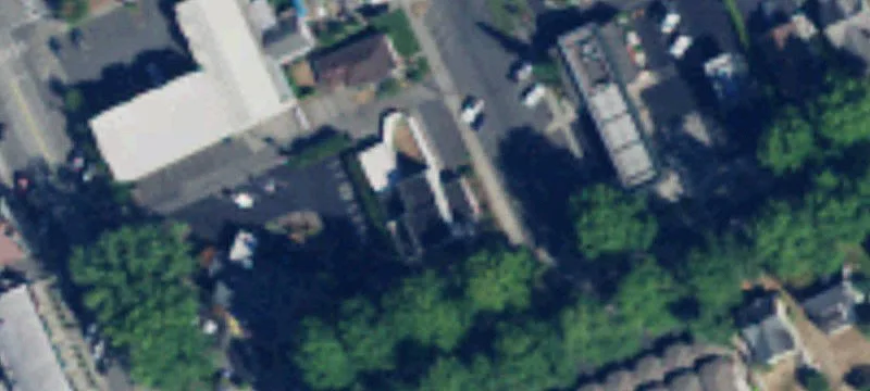 202 Frnt St