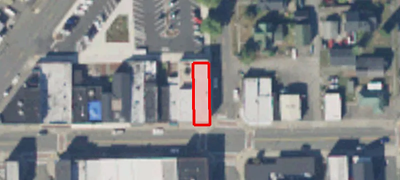 790 Main St