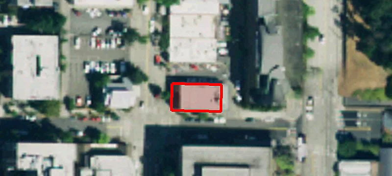 4100 University NE Way