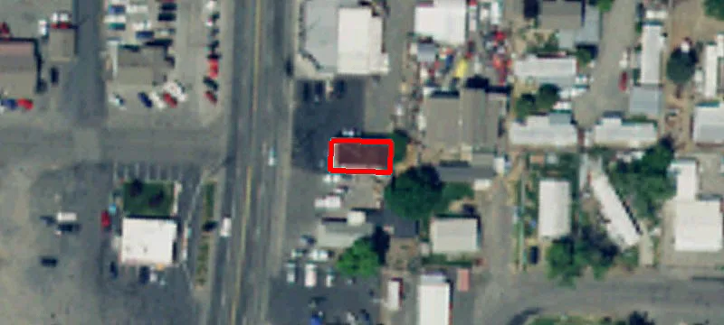 3919 Main St