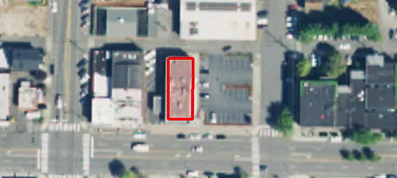 2821 Hewitt Ave