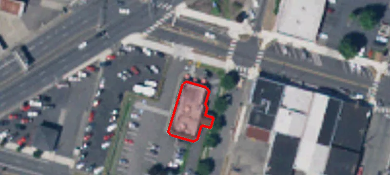 600 Main St
