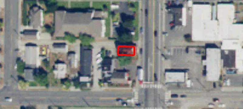 2114 Commercial Ave