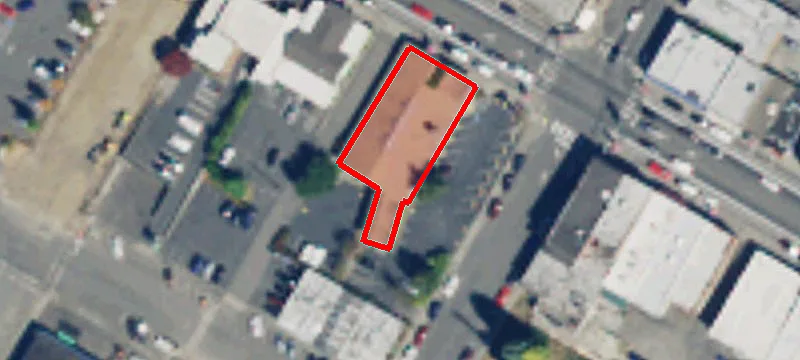 2031 Main St