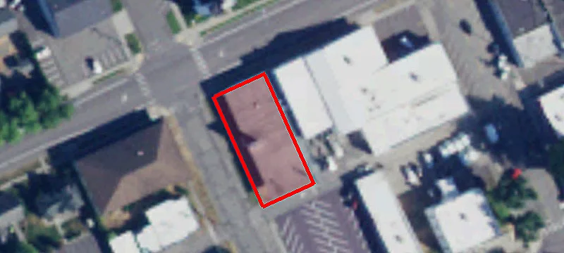 110 7th St