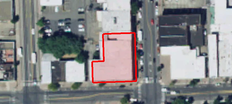 301 Main St