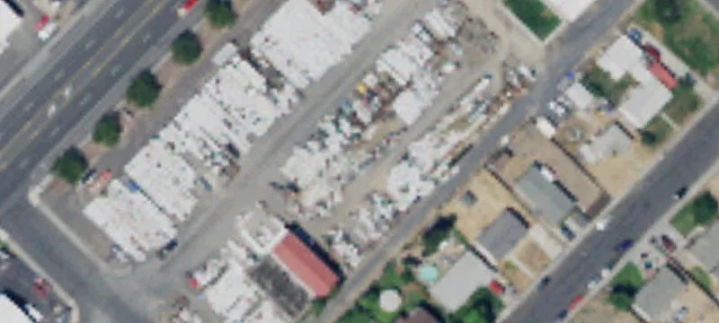2129 Main St