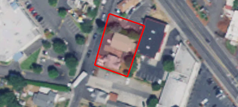 114 Weir St