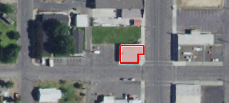 121 Main St