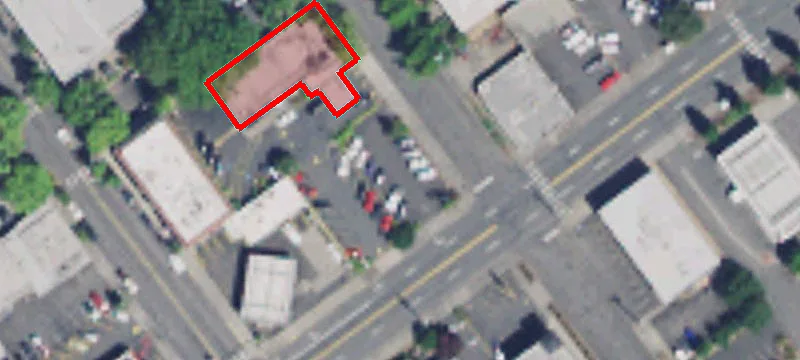 533 3rd Ave
