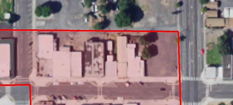 326 Main E Ave
