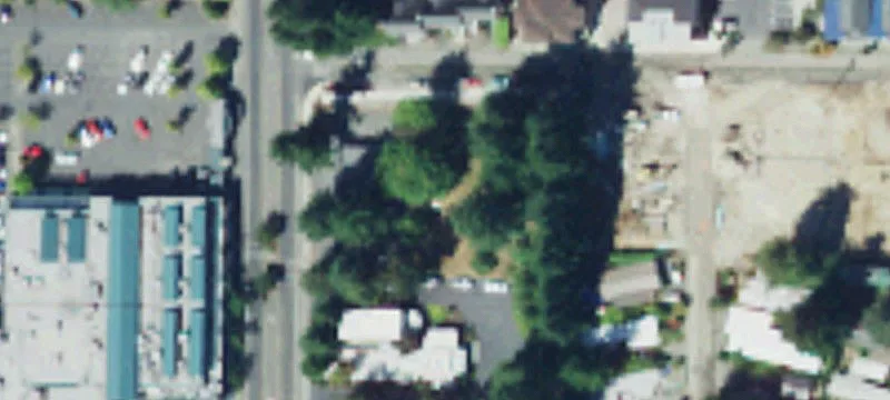 382 Madison N Ave