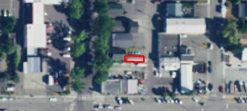 2110 James St