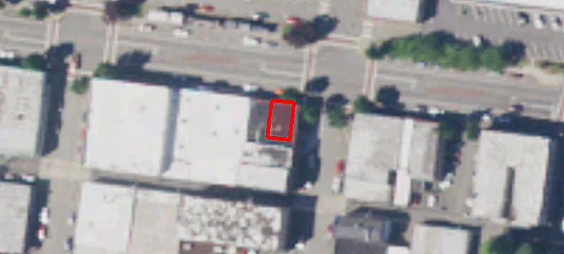 203 Railroad Ave