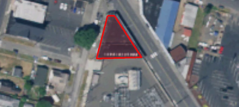 520 Grade St