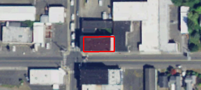 104 Spruce E St