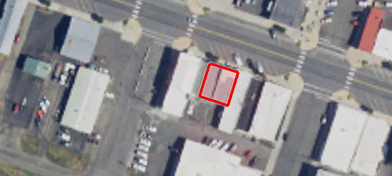 12 Main Ave