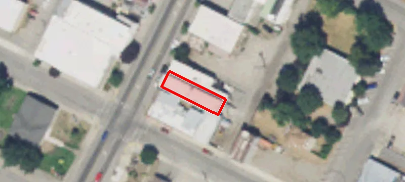 1307 Main St