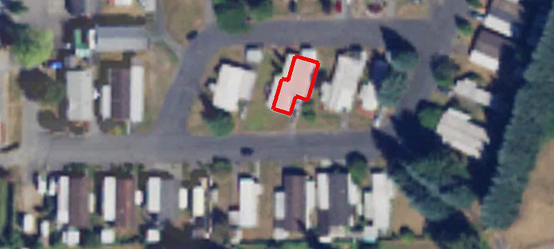 920 Maple Ln
