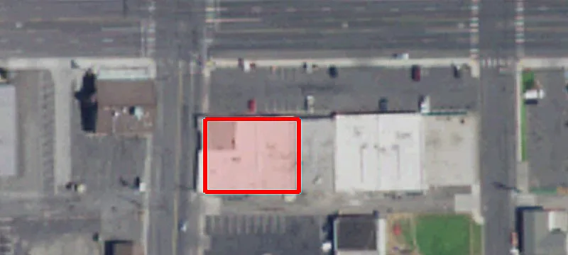 718 Main St