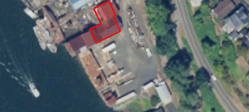 120 Commercial St