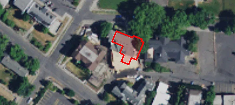 715 Linden St