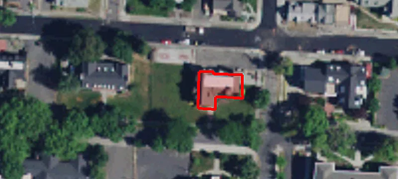 820 Linden St