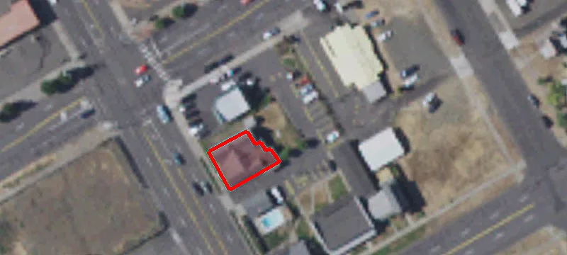 627 Main St