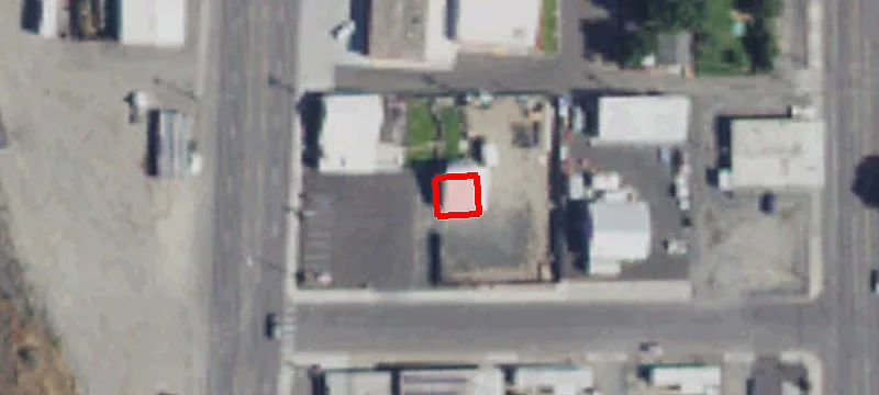 335 Broadway Ave