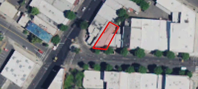 200 Main St