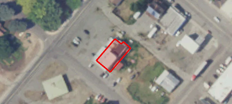 1011 Foster Ave