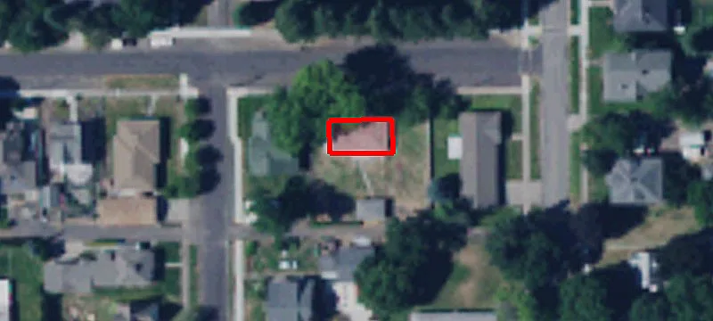 111 4th St