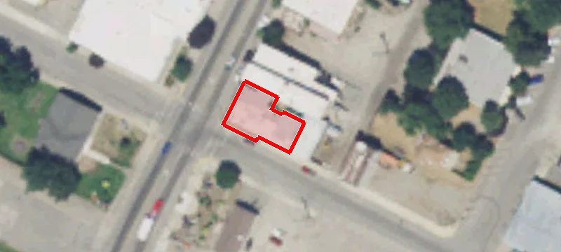 1301 Main St