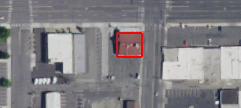 640 Main St