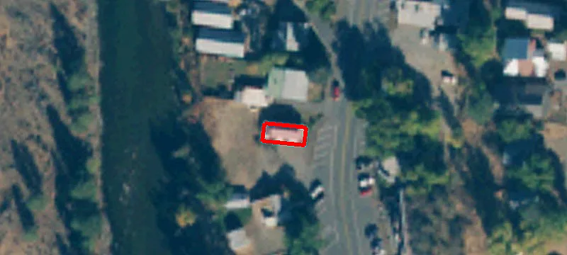 131 Riverside Ave