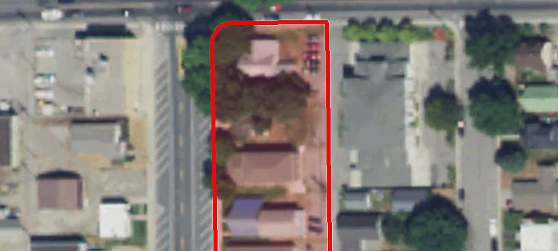 250 Oak St
