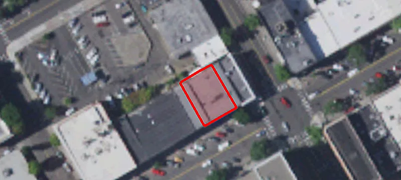 4 Main St