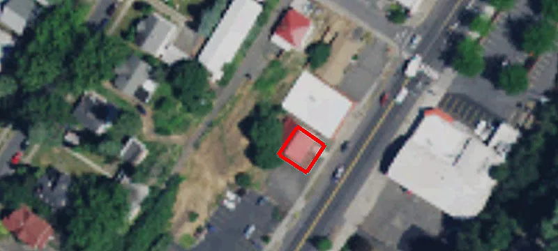 325 Grand Ave