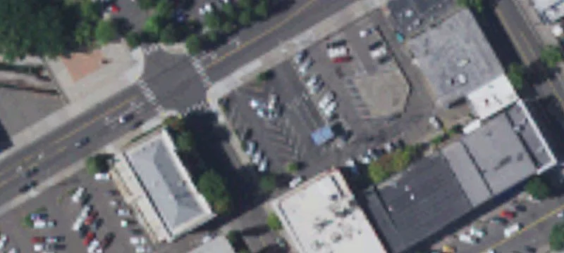 10 3rd Ave