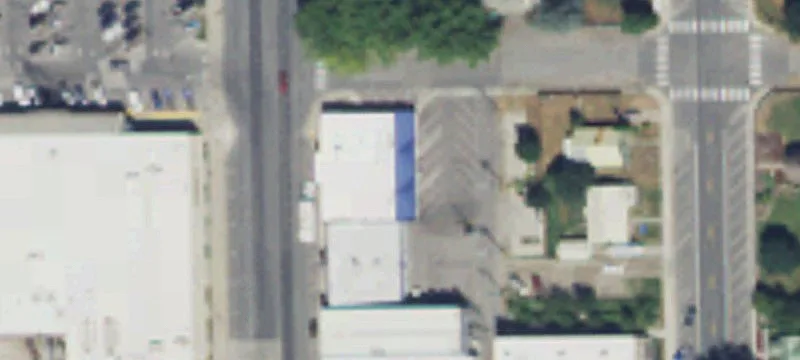 370 Main St
