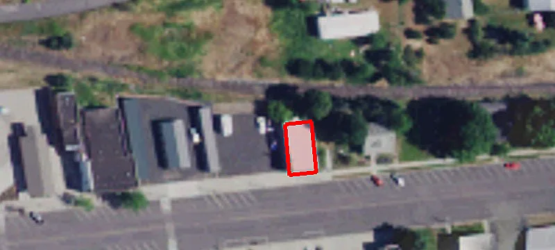 400 Main St