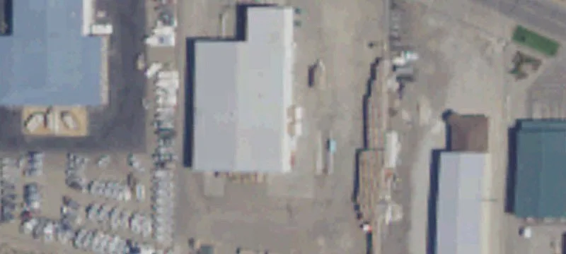 2212 Commercial Ave
