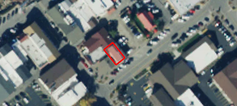 820 Commercial St