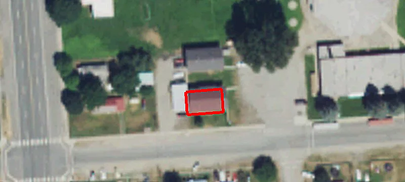 165 8th Ave