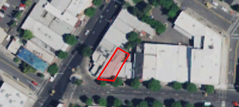 200 Main St