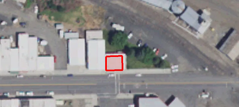 33 Frnt St